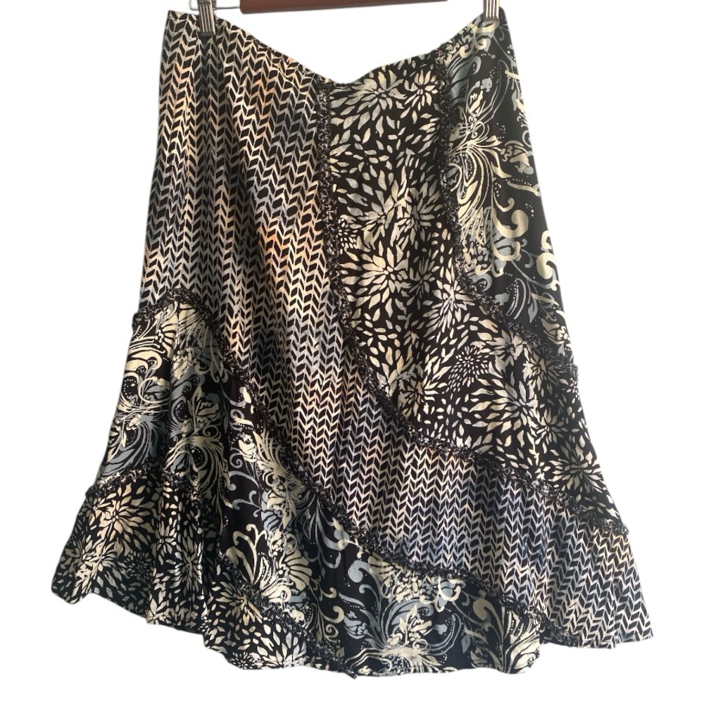 Boho Hippie Indonesian Batik Midi Skirt Size L Flowy Layered Ruffle Tiered Rayon